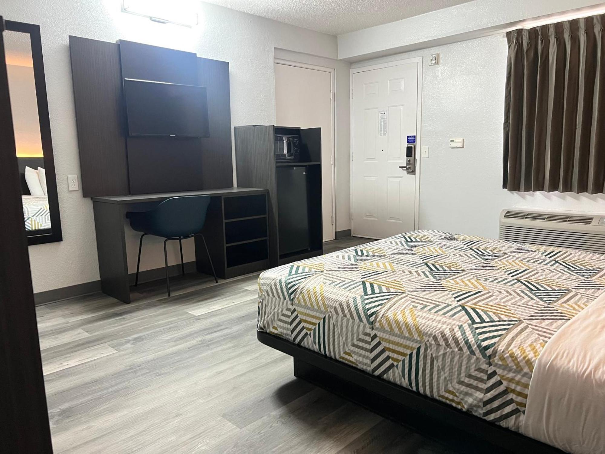 Motel 6-Middleburg Heights, Oh - Cleveland المظهر الخارجي الصورة